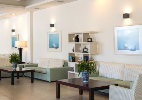 ARIADNE BEACH 4