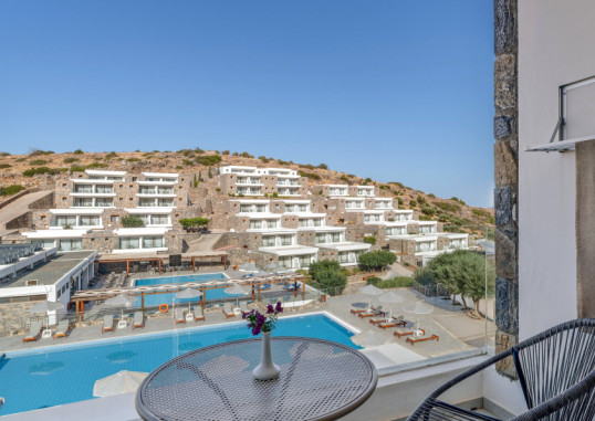 ARIADNE BEACH 22