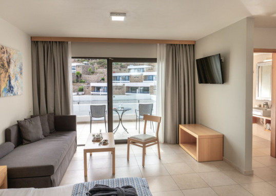 ARIADNE BEACH 26