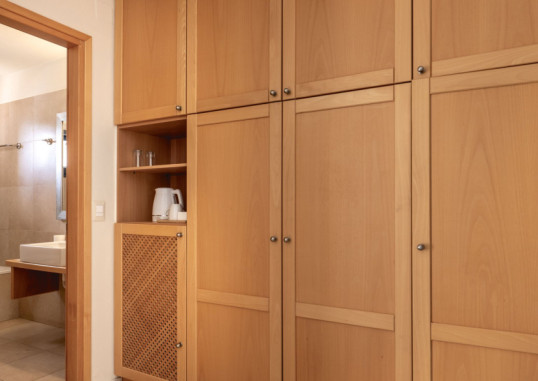 ARIADNE BEACH 28