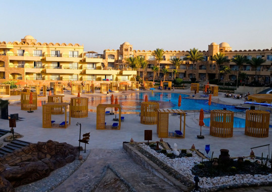 UTOPIA BEACH CLUB 3