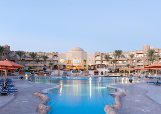 UTOPIA BEACH CLUB 8