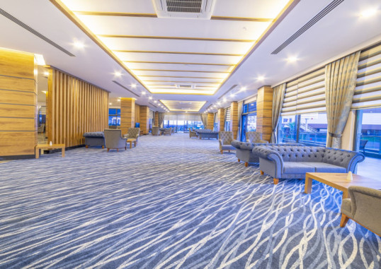 LONICERA PREMIUM HOTEL 9