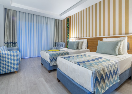 LONICERA PREMIUM HOTEL 14