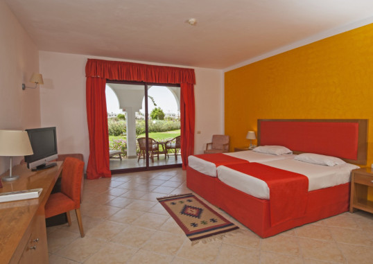 GORGONIA BEACH RESORT 12