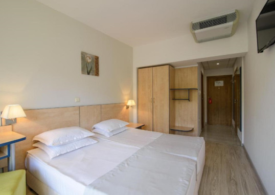 MADARA PARK HOTEL 17