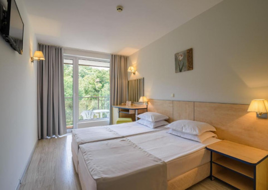 MADARA PARK HOTEL 18