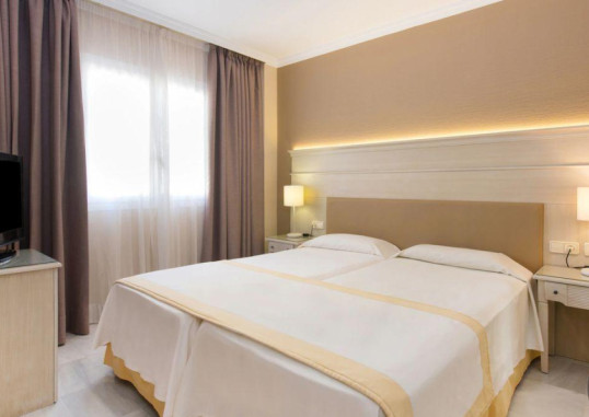 IBEROSTAR WAVES MALAGA PLAYA 6