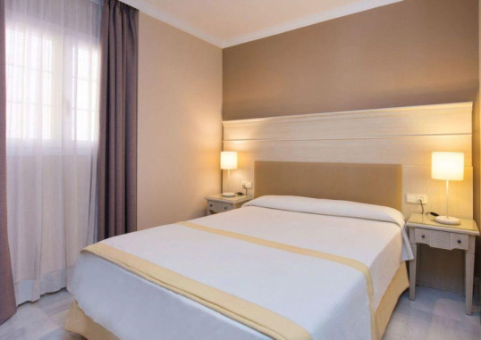 IBEROSTAR WAVES MALAGA PLAYA 7