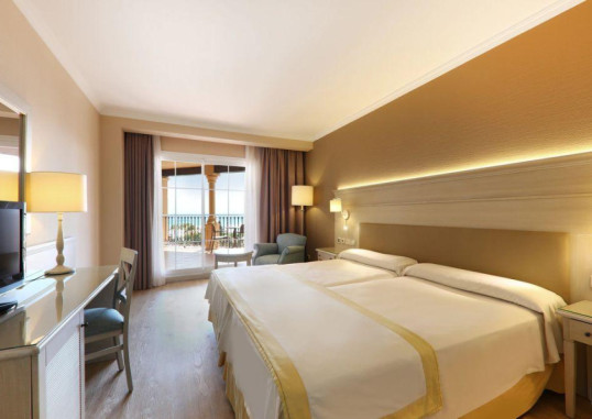 IBEROSTAR WAVES MALAGA PLAYA 19