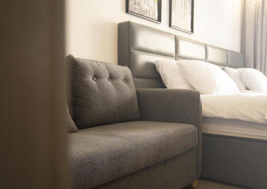 JIMMY'S SUITES 17
