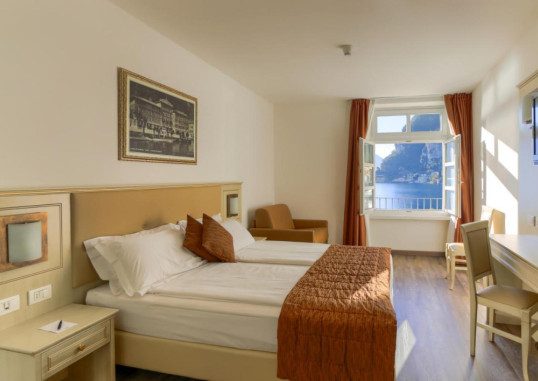 HOTEL SOLE 13