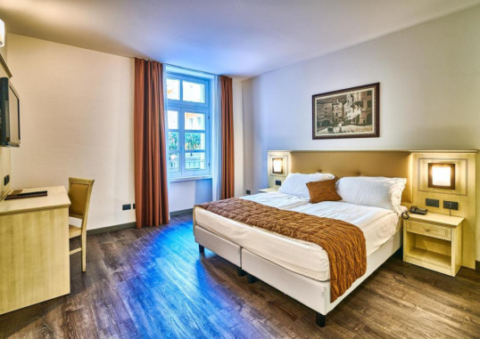 HOTEL SOLE 14