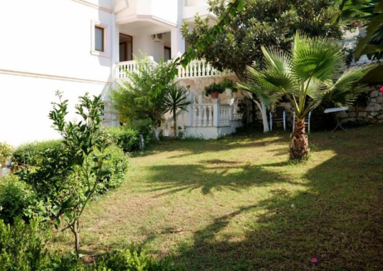 HOTEL ALPHA 9