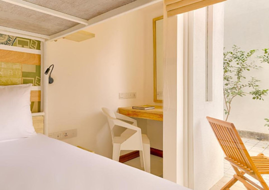 HOTEL J UNAWATUNA 19