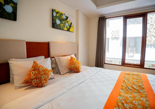 THE SUN HOTEL & SPA 26