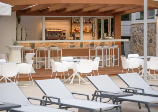 HOTEL POSEIDON 21