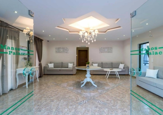 MANOS PALACE 7