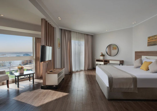 Junior Suite Sea View 3