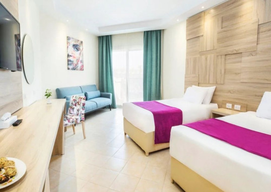 Superior Room Pool Or Side Sea View 1