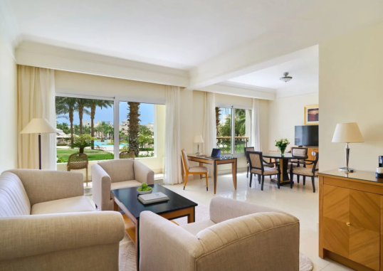 Signature Suite Aqua 1