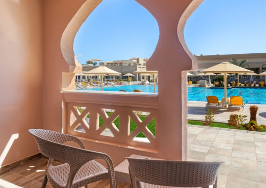 Standard Pool View 2