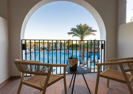 Premium Pool View 1