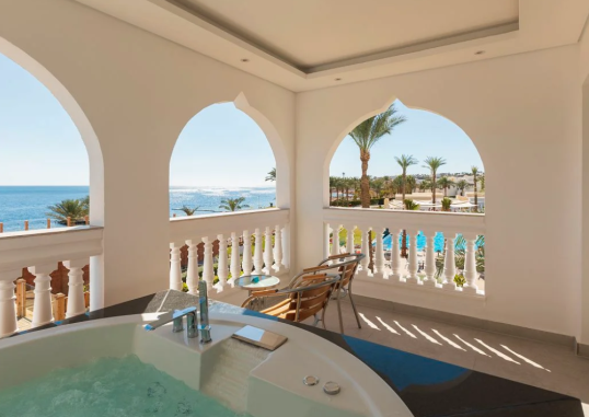 Executive Jacuzzi Suite SV 2