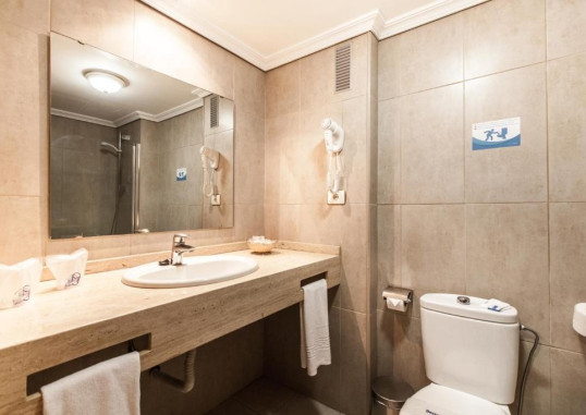 BLUE SEA LAGOS DE CESAR 6