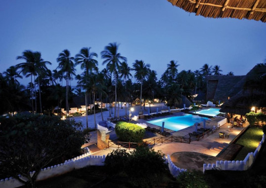 DIAMONDS MAPENZI BEACH CLUB 1