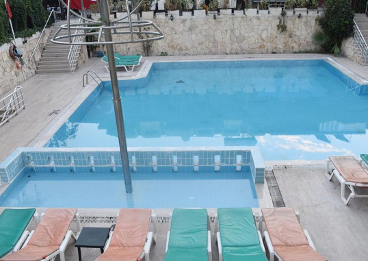 ARES CITY HOTEL 4