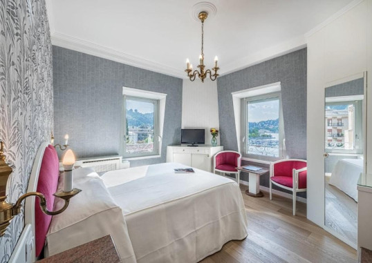 METROPOLE SUISSE 9