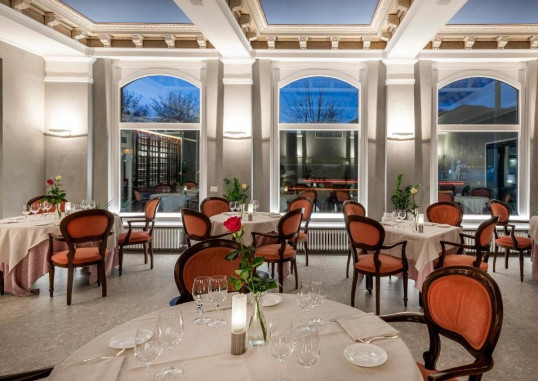 METROPOLE SUISSE 18