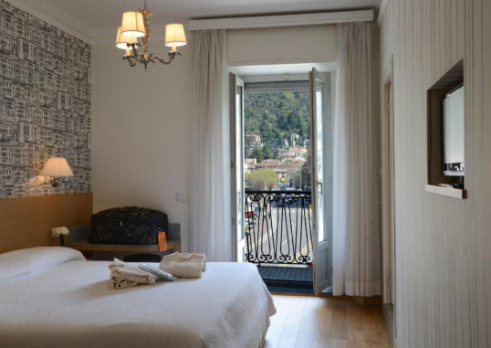 METROPOLE SUISSE 10