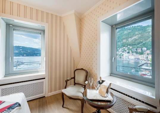 METROPOLE SUISSE 12