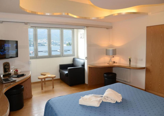 METROPOLE SUISSE 6