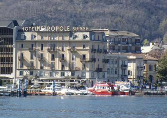 METROPOLE SUISSE 24