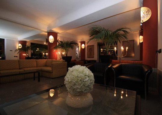 METROPOLE SUISSE 19