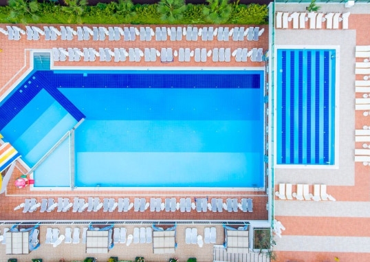 DREAM WORLD RESORT 9