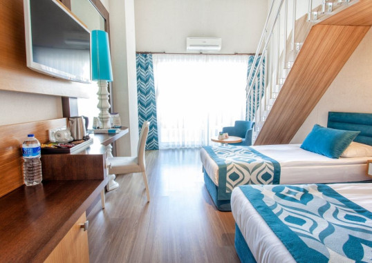 DREAM WORLD RESORT 7