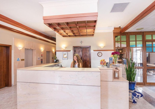 GILLIERU HARBOUR HOTEL 5