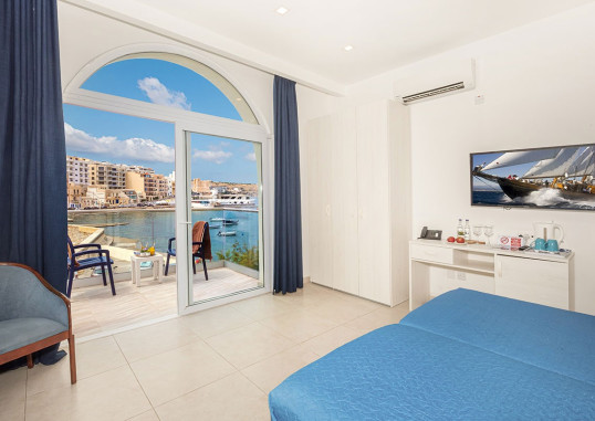GILLIERU HARBOUR HOTEL 14