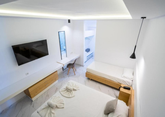 LARDOS BAY HOTEL 5