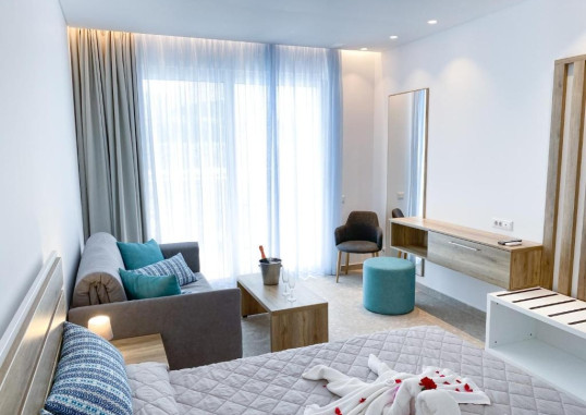 LARDOS BAY HOTEL 13