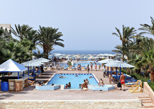ROYAL STAR EMPIRE BEACH 10