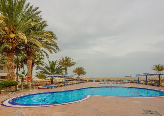 ROYAL STAR EMPIRE BEACH 12