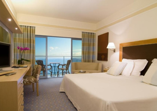 PESTANA CARLTON MADEIRA PREMIUM OCEAN RESORT 2