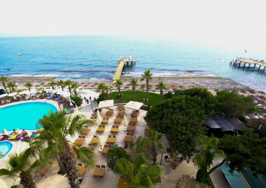 ANITAS BEACH HOTEL 10