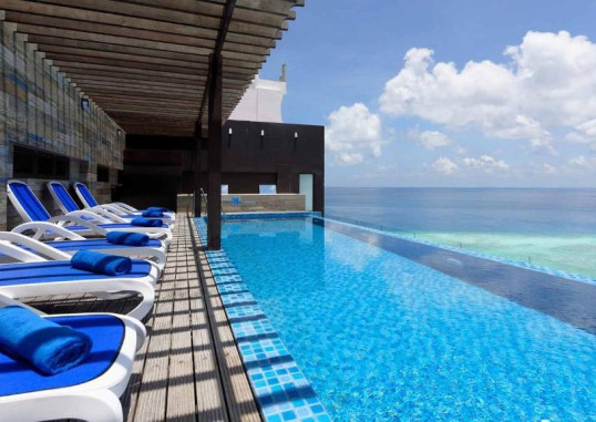 ARENA BEACH & FUSHI SEAVIEW 2