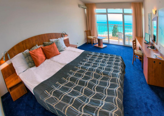 LUNA HOTEL DA OURA 21